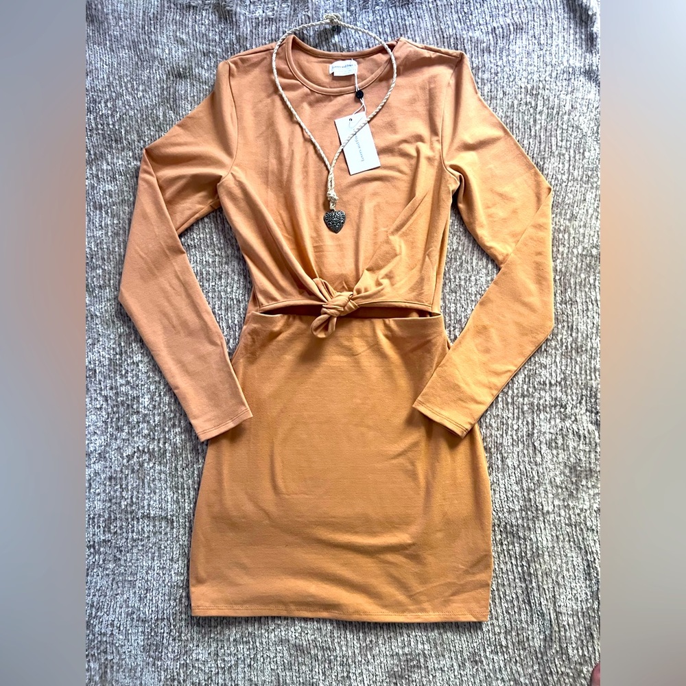 Lovers and Friends- NWT -Darcey Mini Dress - Latte Brown - Sizes: Medium & Large - Picture 2 of 7
